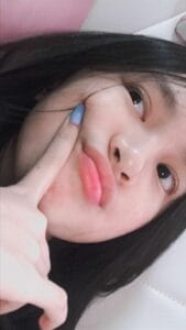 avtub Indo – Cewek Mungil Hyper Bikin Sextape di Sofa