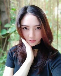 **Info:} bokeh Cewek Japan 2026 Pantai  |  2026